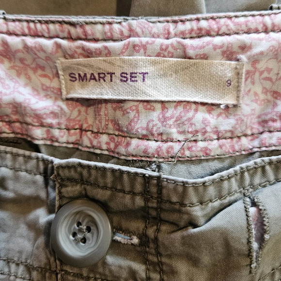 Smart Set Classic Soft Cargo Shorts - Picture 5 of 6